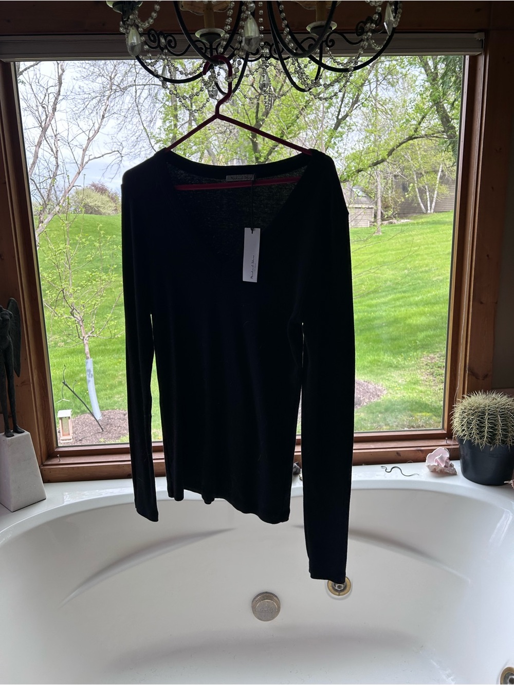 Michael Stars Layla new w tags Black Long-Sleeve V-Neck Top layering one size